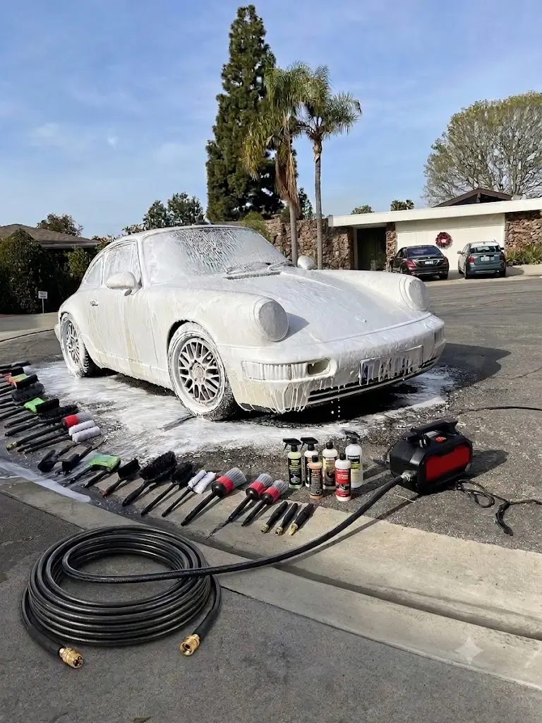 Craftsman 1700 PSI Pressure Washer Review for Car Washing 4 Craftsman CMEPW1700 Car Wash Foam Cannon Application Lab Test